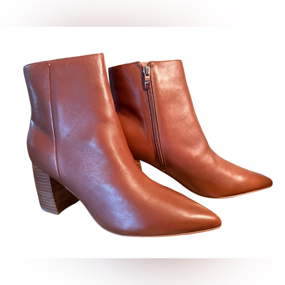 Marc Fisher NWT SZ 9 Beautiful Tan Leather Ultra Comfort Heeled Booties (SH068) - Picture 2 of 10